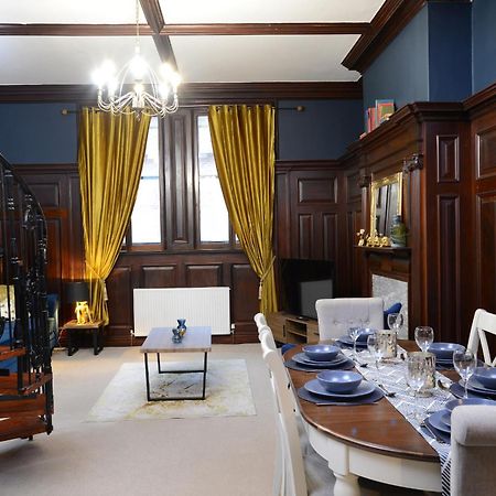 The Old Brewery Boardroom - Winchester City Centre - Unique Property - Free Parking - Sleeps 6 - By Xplus Stays Εξωτερικό φωτογραφία